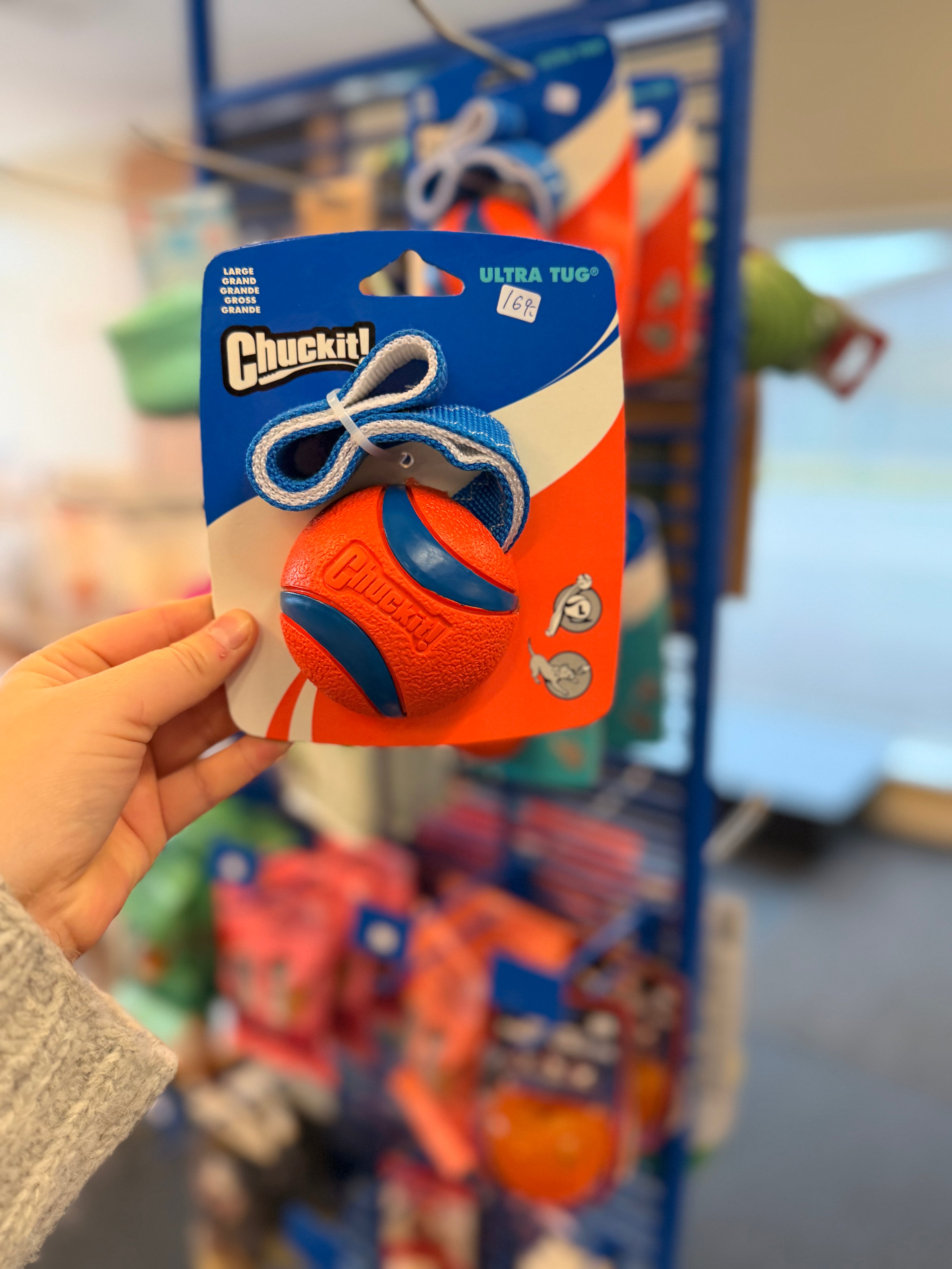 chuckit-ultra-tug-hundebold-med-haandtag
