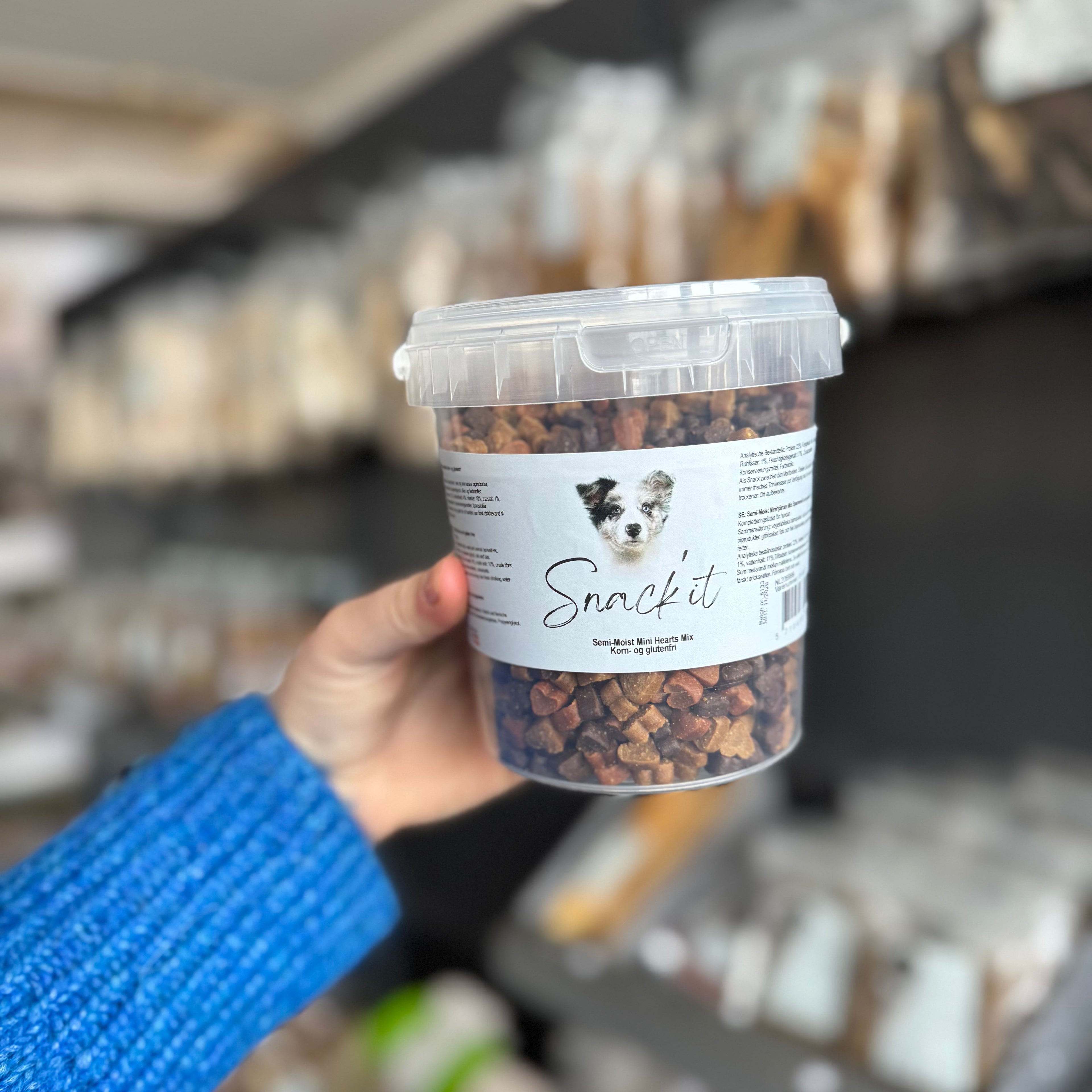 Snack'it Semi-Moist Mini Hearts Mix